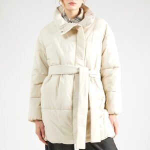 GAP Duvet Wrap Puffer Coat- Color Ivory-Oversized